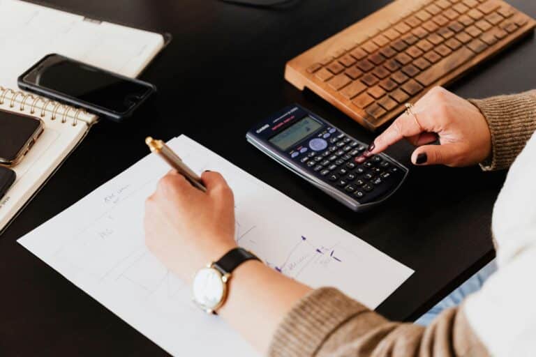 How to Start a Bookkeeping Business (2025 Guide) 1